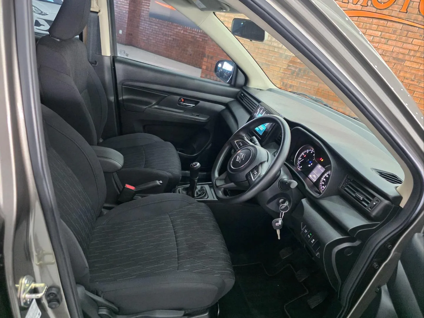 2026 Suzuki Ertiga 1.5 GL Manual, photo 6 of 7