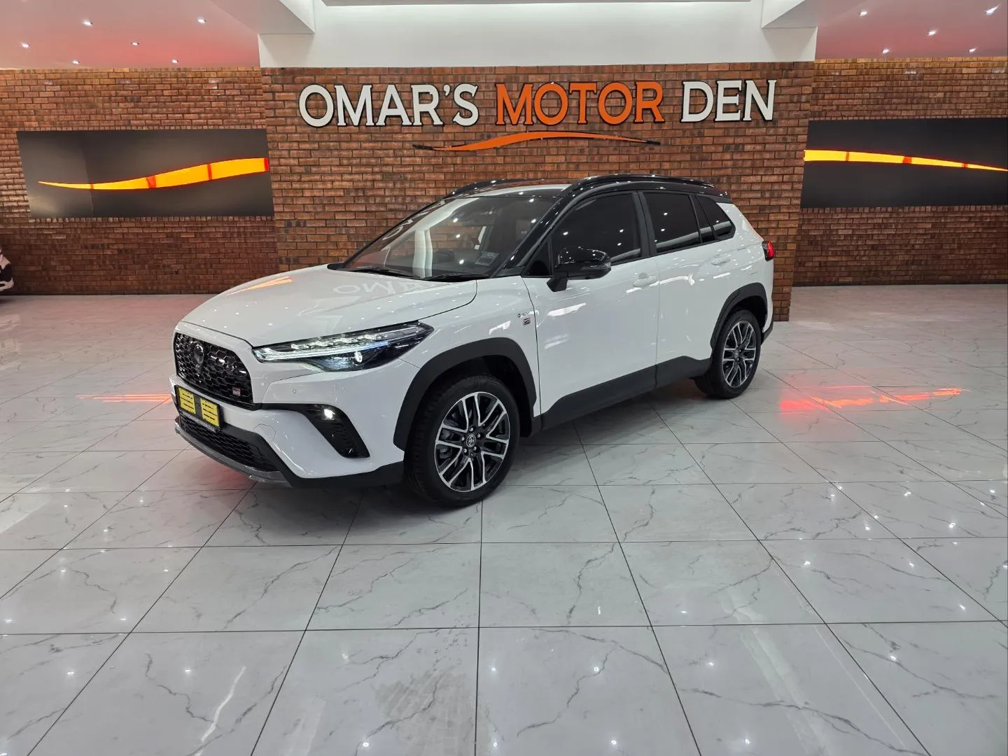 2026 Toyota Corolla Cross 1.8 HEV GR-Sport, photo 1 of 5