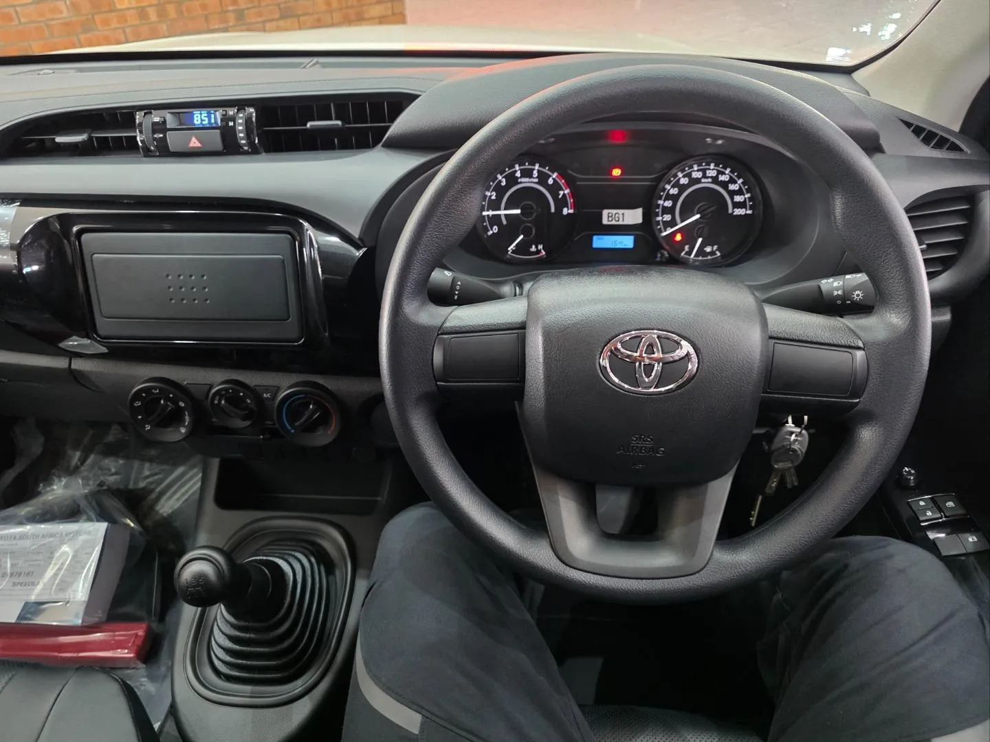 2026 Toyota Hilux 2.0 Single Cab S (Aircon), photo 5 of 5