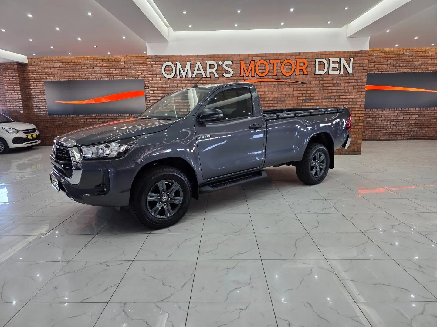 2026 Toyota Hilux 2.4GD-6 Single Cab Raider Auto, photo 1 of 6