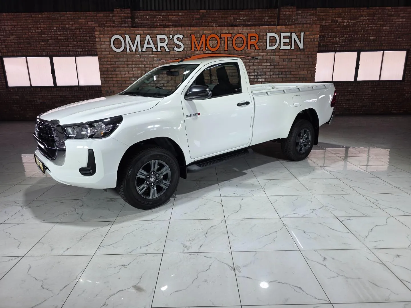 2026 Toyota Hilux 2.4GD-6 Single Cab Raider Auto, photo 1 of 6