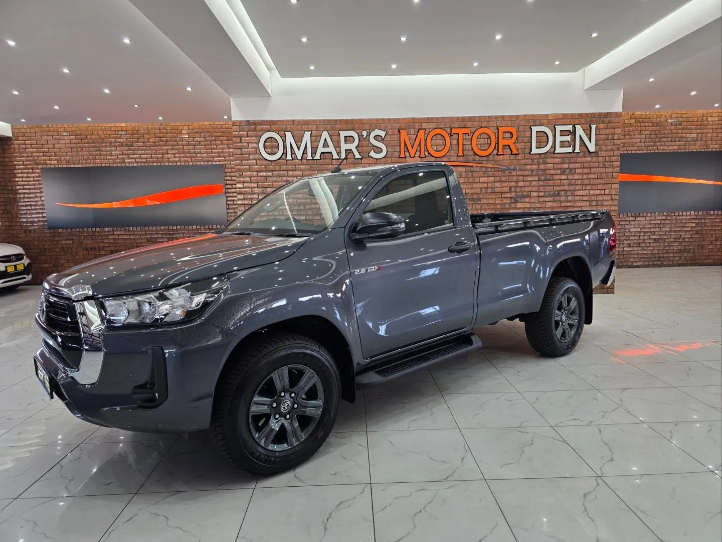2026 Toyota Hilux 2.4GD-6 Single Cab Raider Auto, photo 2 of 6