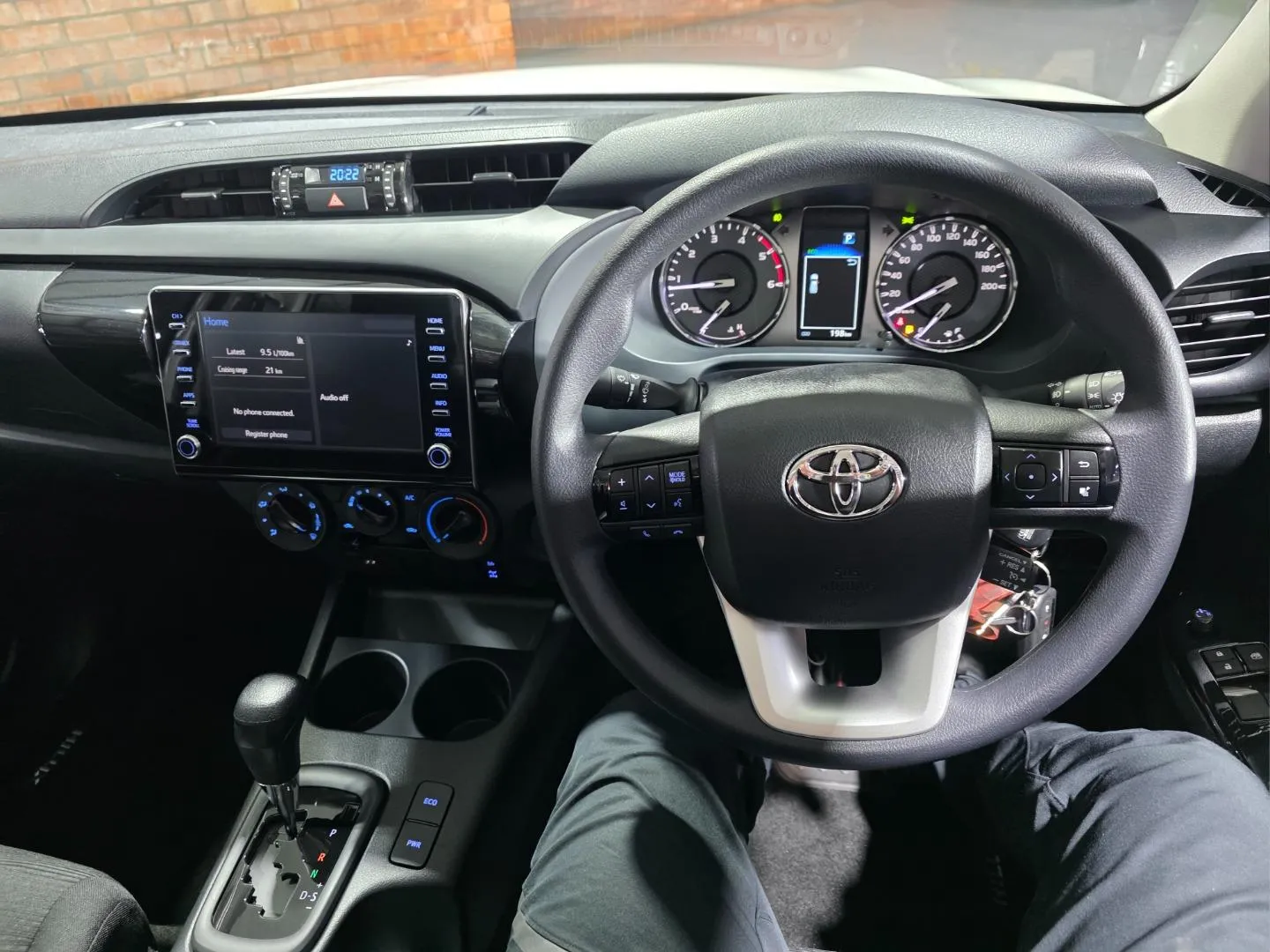 2026 Toyota Hilux 2.4GD-6 Single Cab Raider Auto, photo 4 of 6