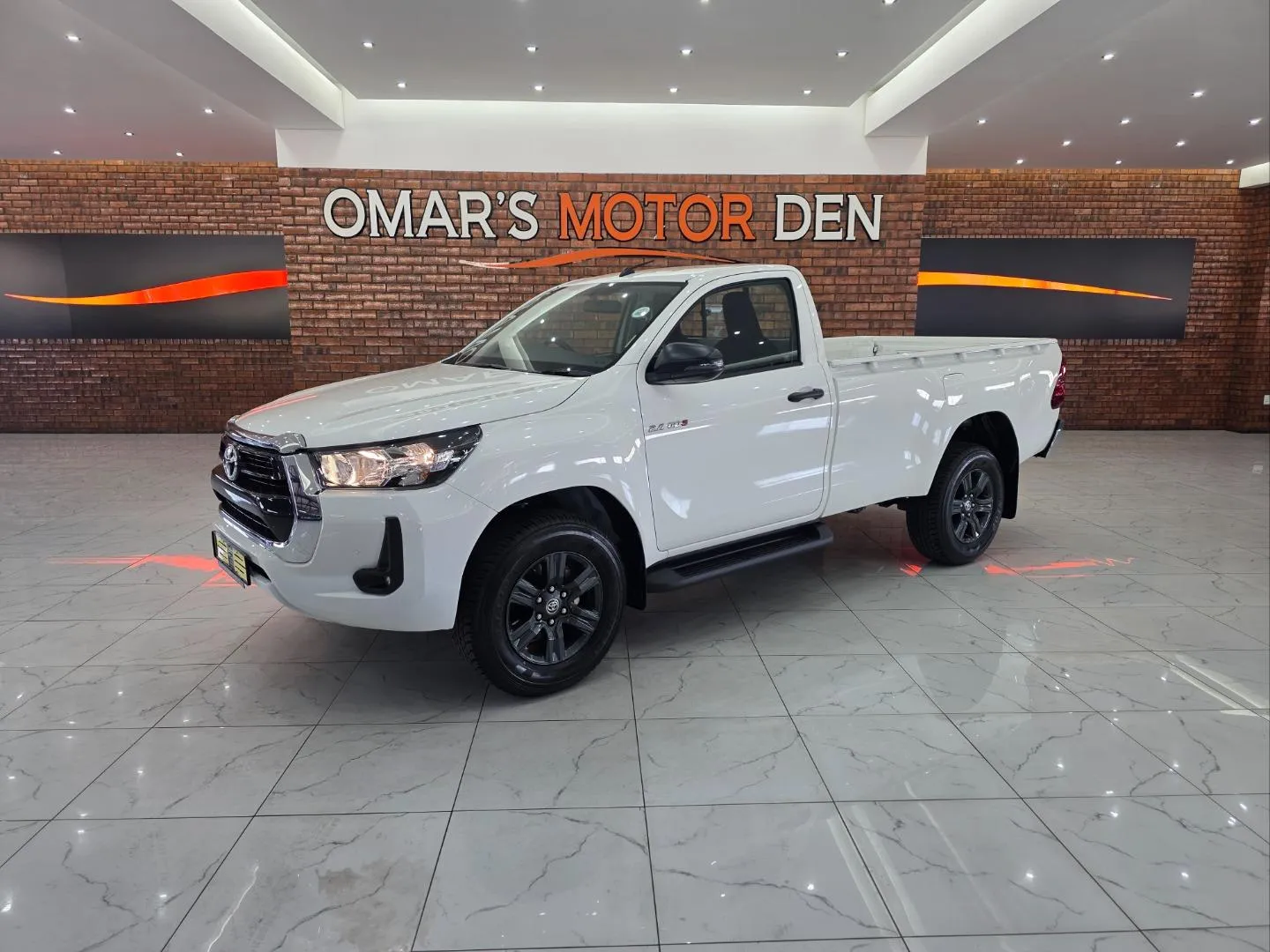 2026 Toyota Hilux 2.4GD-6 Single Cab Raider Manual, photo 1 of 6