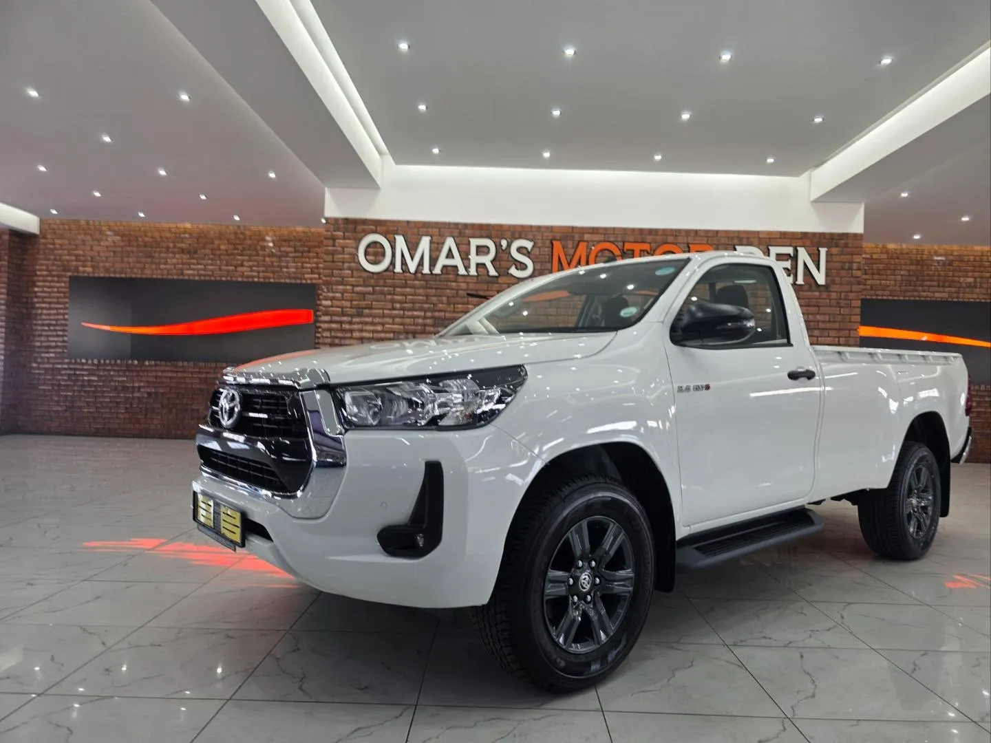 2026 Toyota Hilux 2.4GD-6 Single Cab Raider Manual, photo 3 of 6