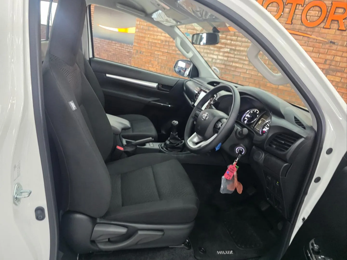 2026 Toyota Hilux 2.4GD-6 Single Cab Raider Manual, photo 5 of 6