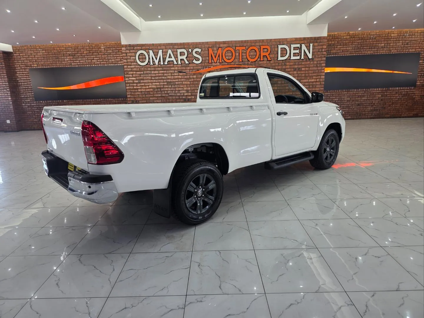 2026 Toyota Hilux 2.4GD-6 Single Cab Raider Manual, photo 6 of 6