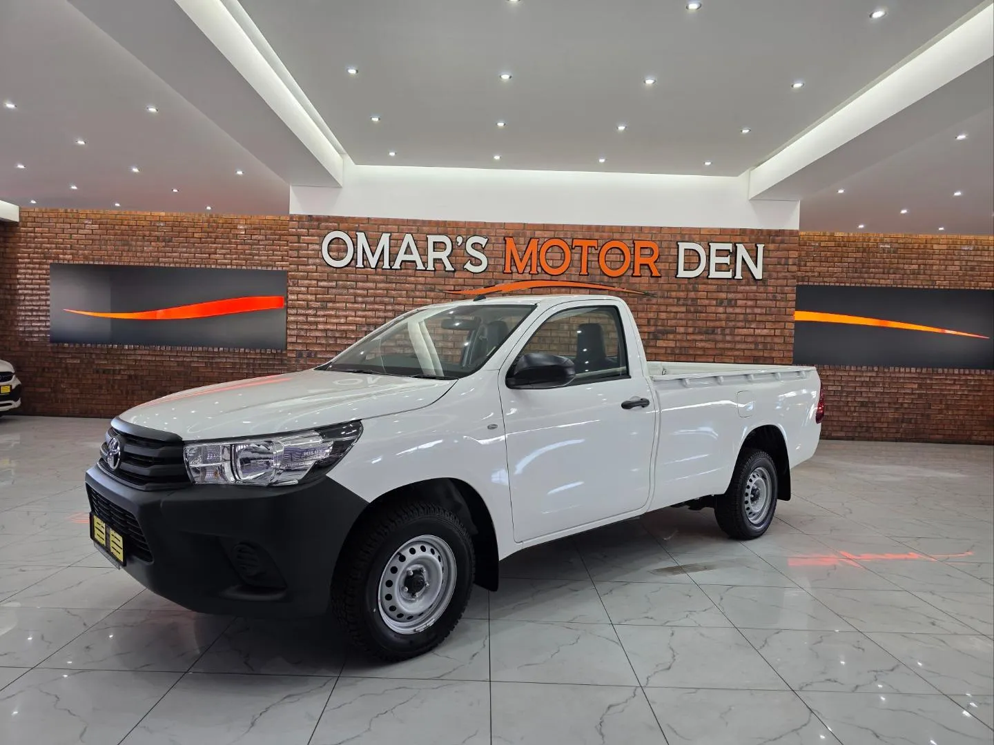 2026 Toyota Hilux 2.4GD Single Cab S (Aircon), photo 2 of 6