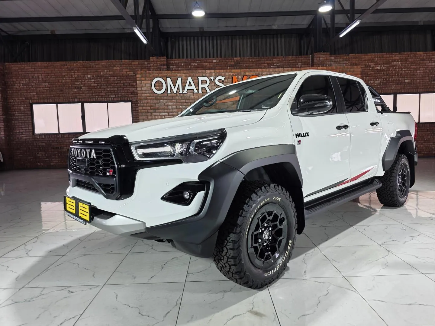 2026 Toyota Hilux 2.8GD-6 Double Cab 4x4 GR-Sport, photo 3 of 6