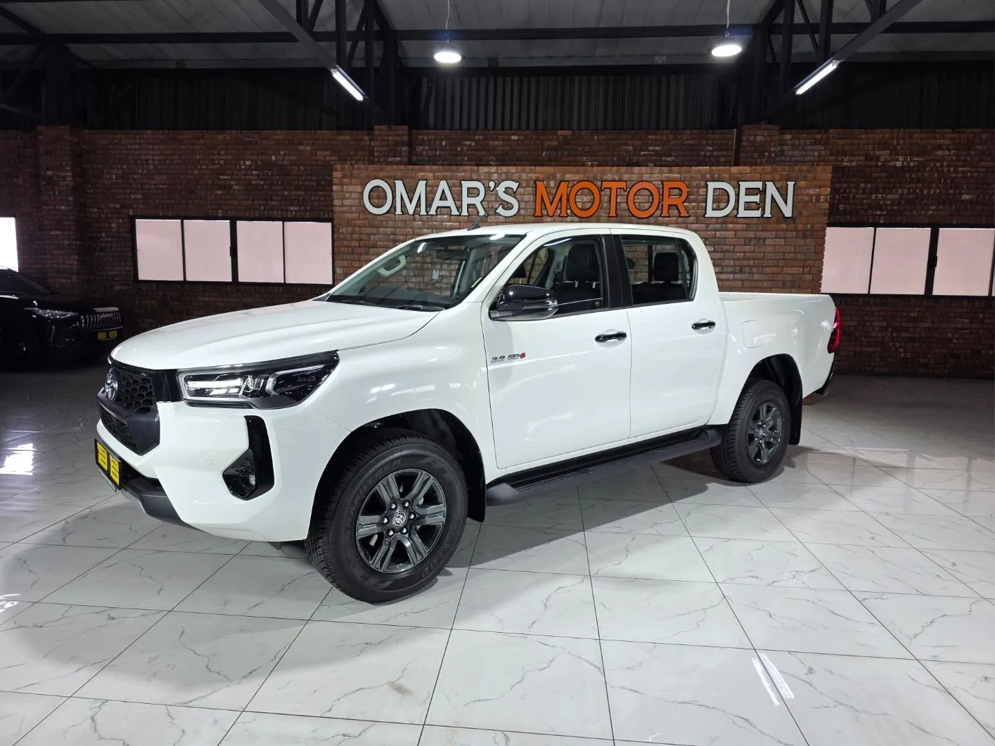 2026 Toyota Hilux 2.8GD-6 Double Cab 4x4 Raider Auto, photo 3 of 6