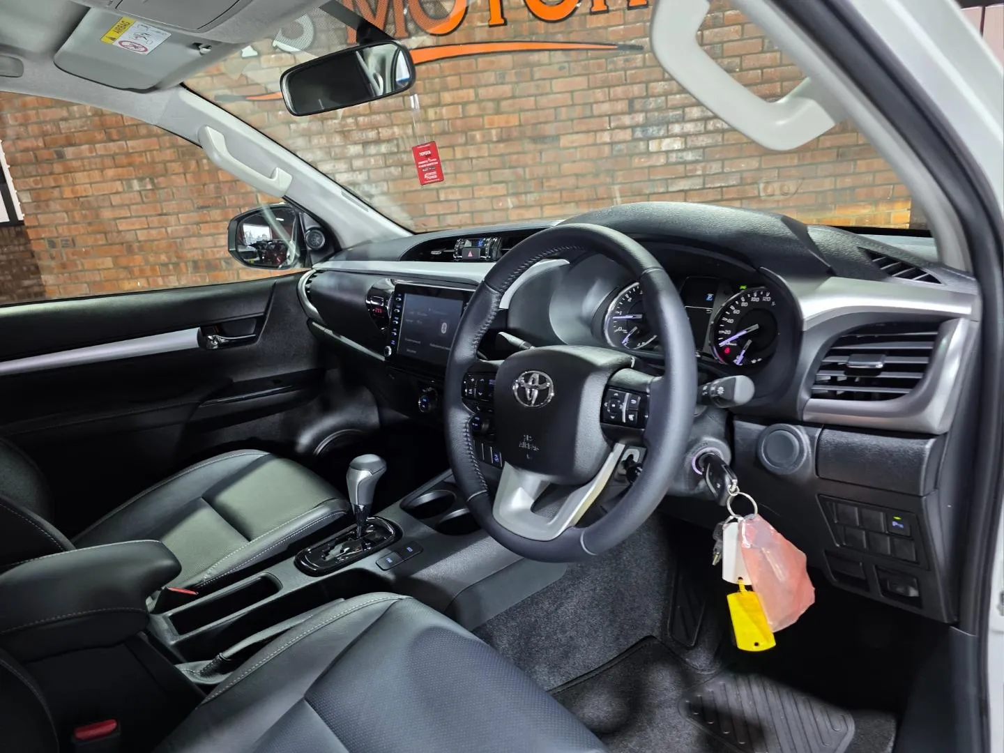 2026 Toyota Hilux 2.8GD-6 Double Cab 4x4 Raider Auto, photo 6 of 6