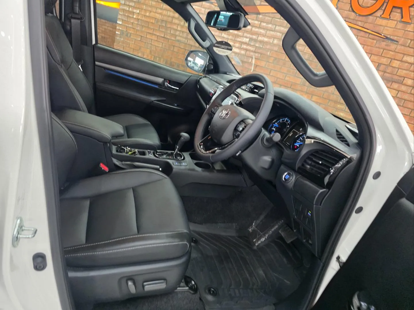 2026 Toyota Hilux 2.8GD-6 Double Cab Legend 55, photo 5 of 6