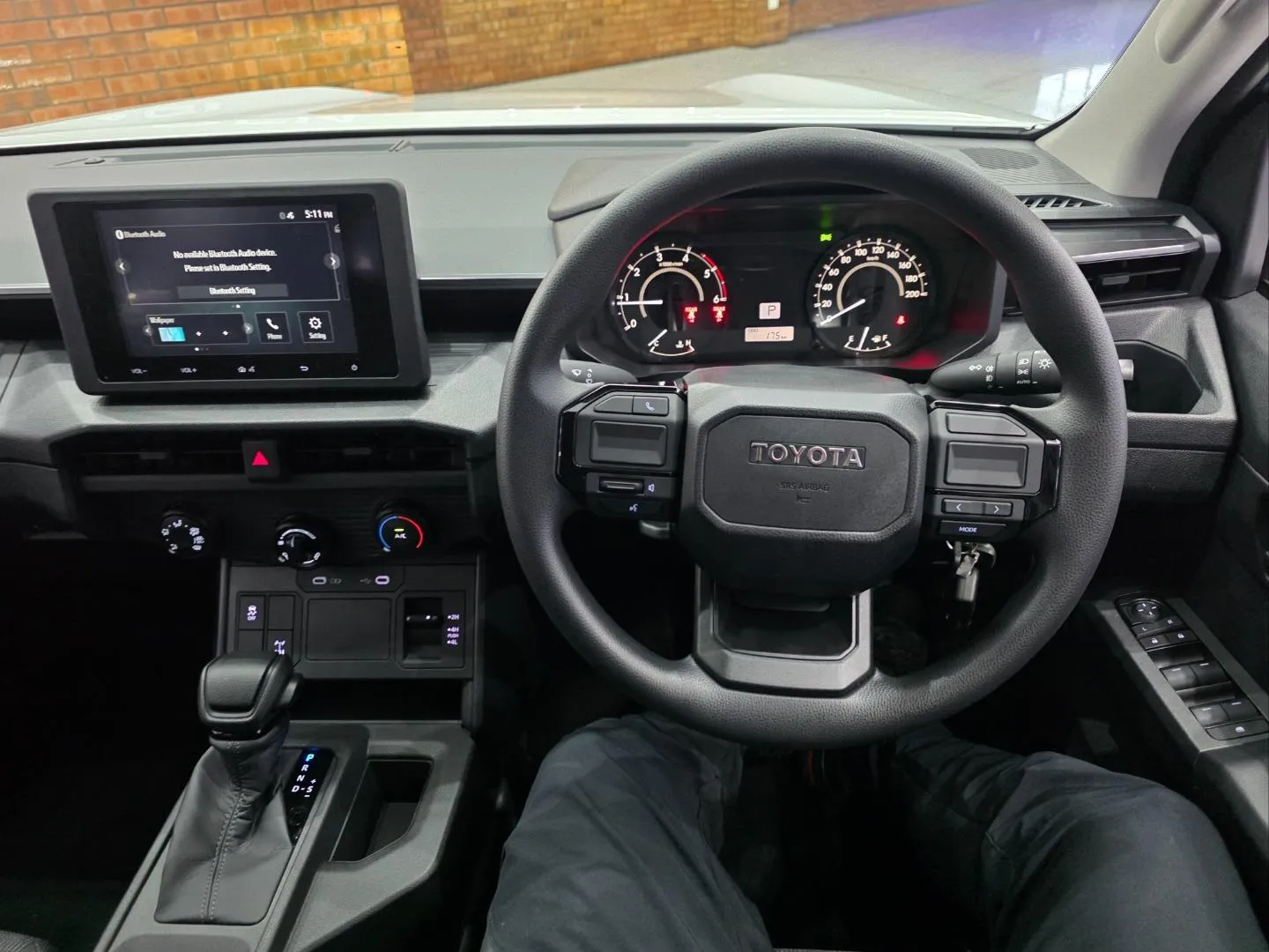 2026 Toyota Hilux 2.8GD-6 Double Cab SRX 4x4, photo 7 of 7