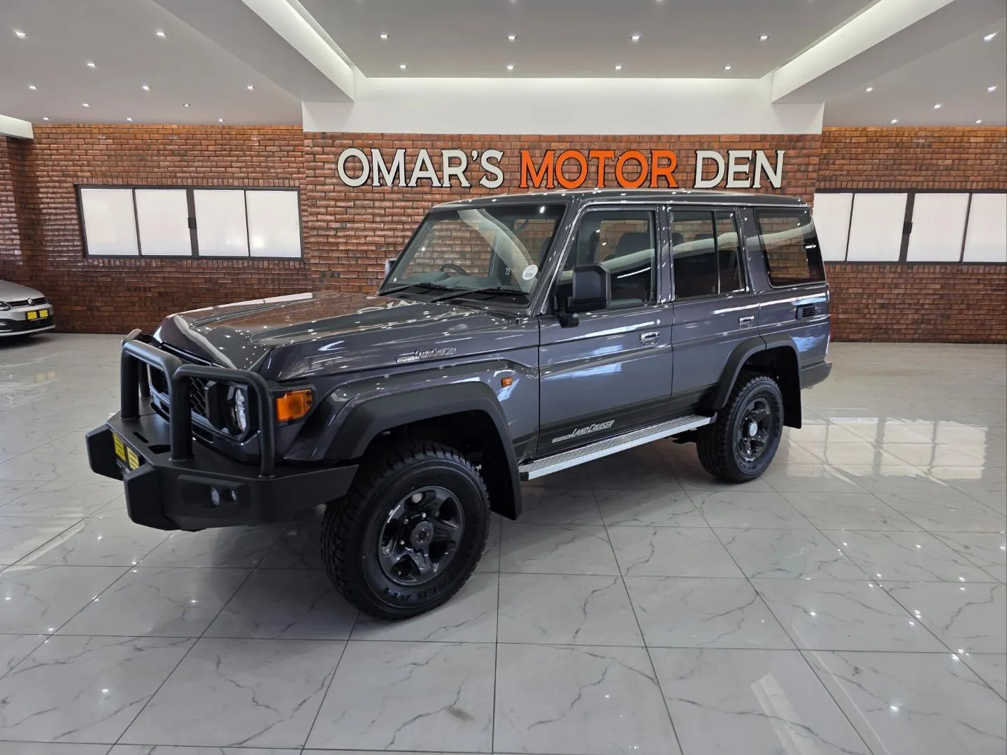 2026 Toyota Land Cruiser 76 2.8GD-6 Station Wagon VX, photo 1 of 5