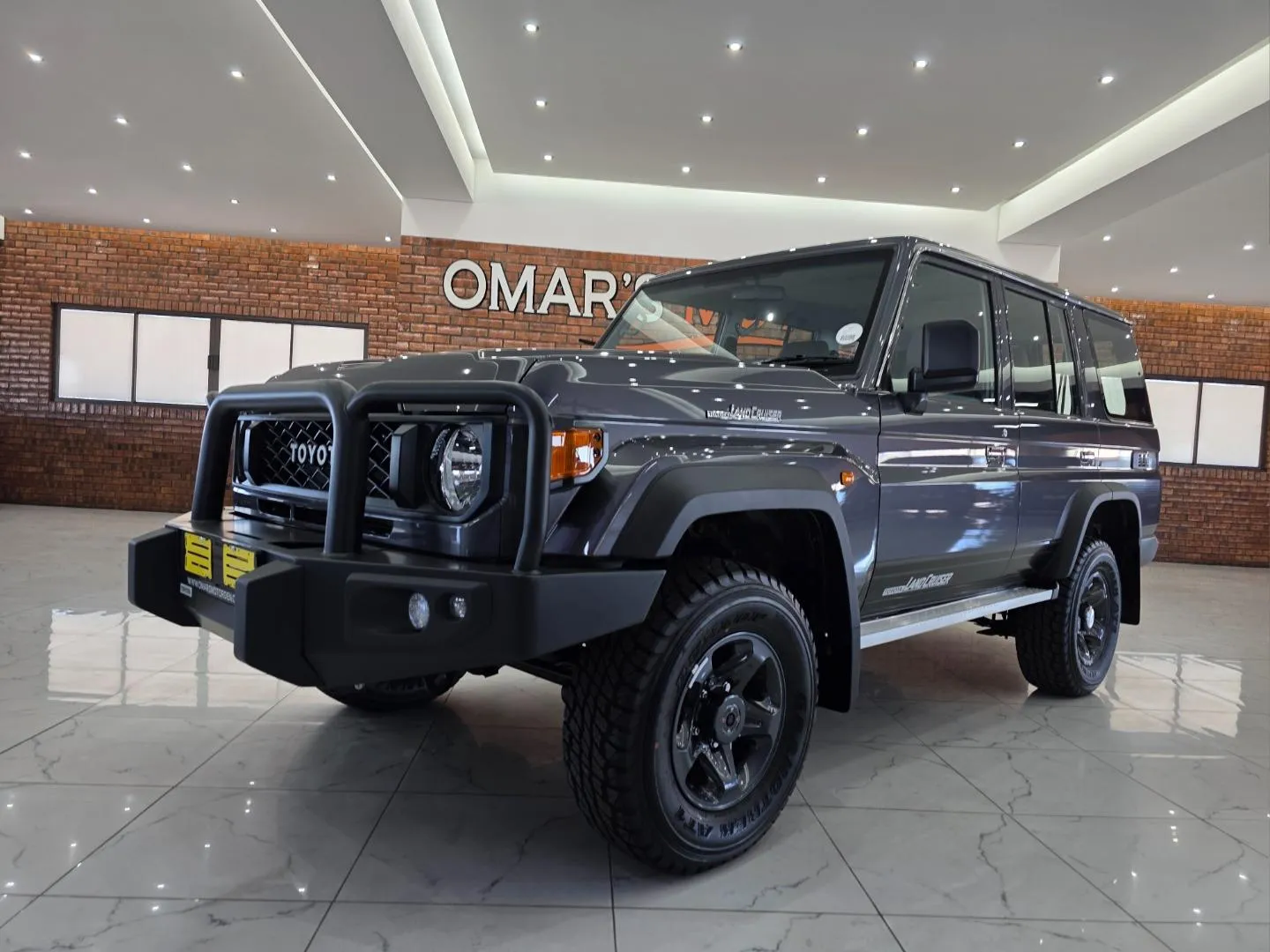 2026 Toyota Land Cruiser 76 2.8GD-6 Station Wagon VX, photo 3 of 5