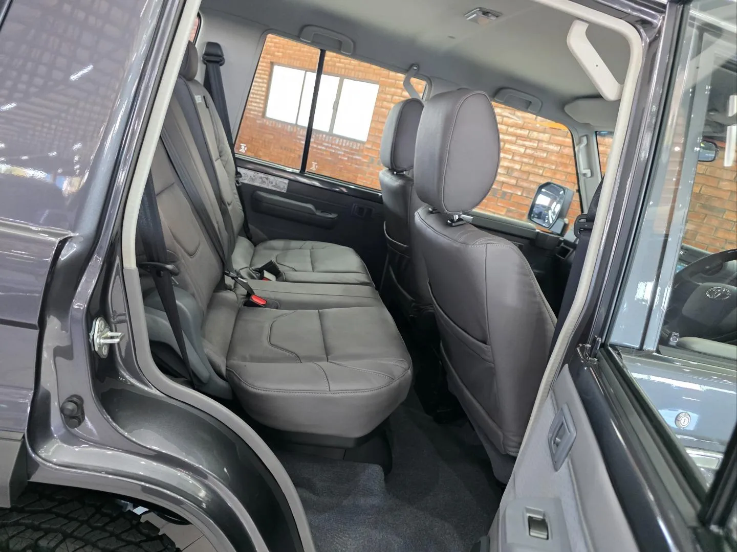 2026 Toyota Land Cruiser 76 2.8GD-6 Station Wagon VX, photo 7 of 7