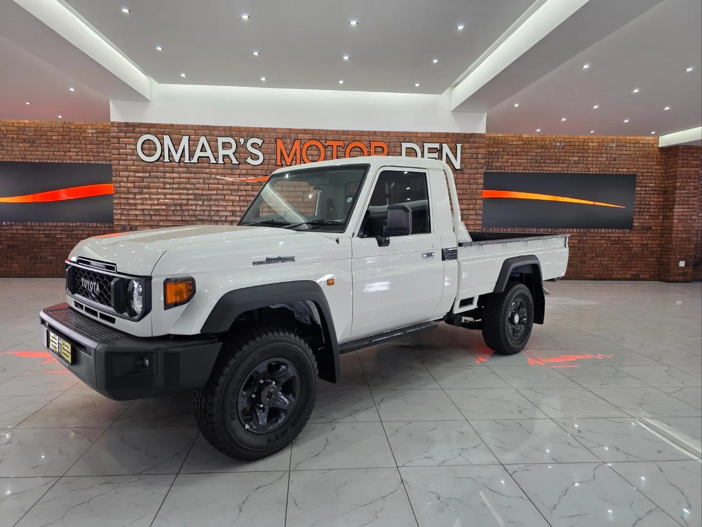 2026 Toyota Land Cruiser 79 2.8GD-6 Single Cab, photo 2 of 7