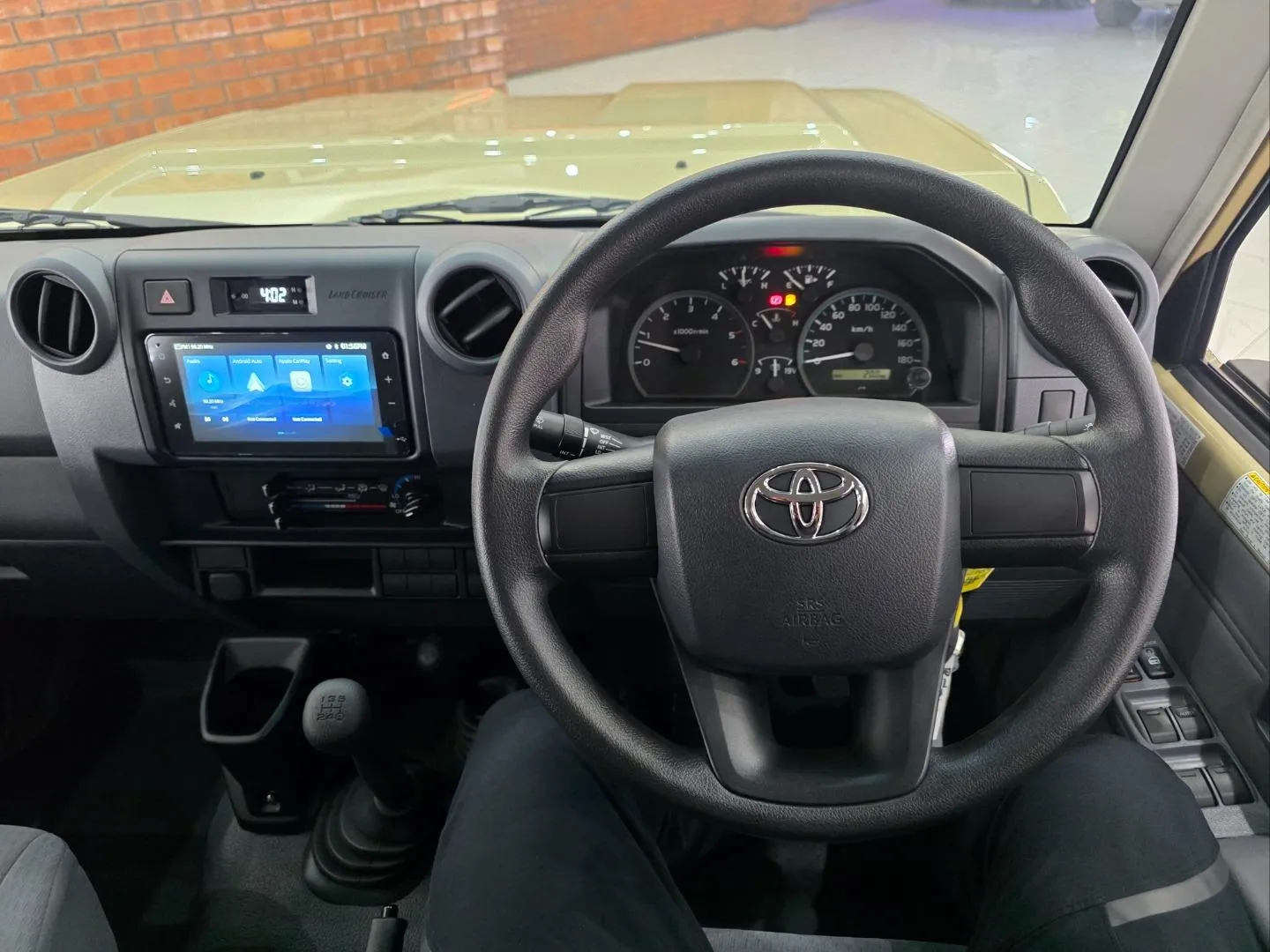 2026 Toyota Land Cruiser 79 4.2D Double Cab, photo 6 of 7