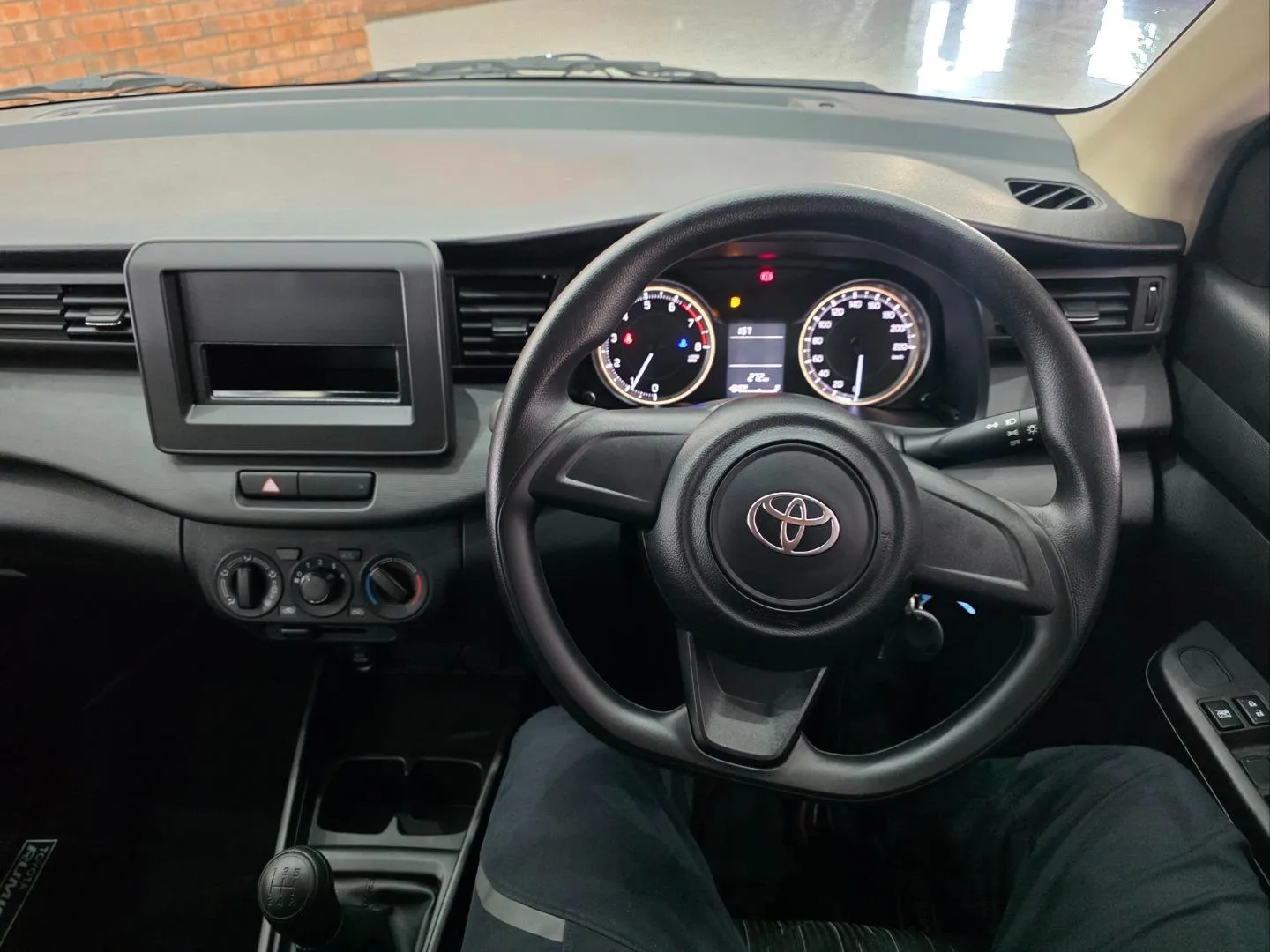 2026 Toyota Rumion 1.5 S, photo 4 of 5