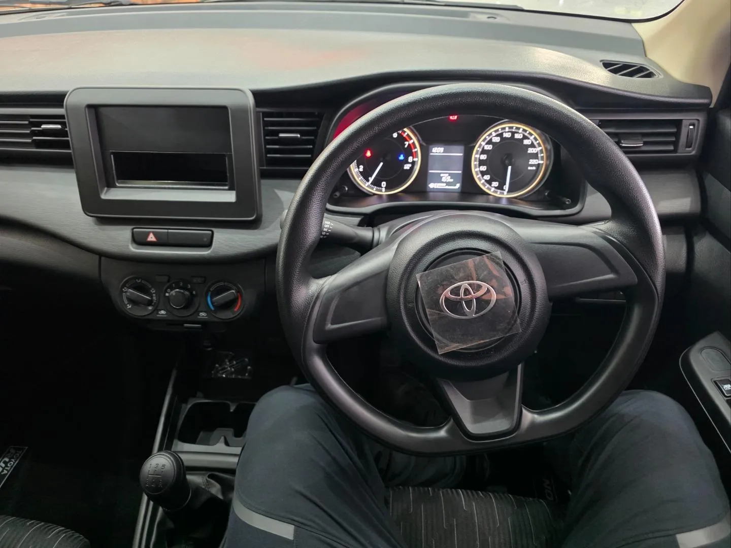 2026 Toyota Rumion 1.5 S, photo 5 of 5