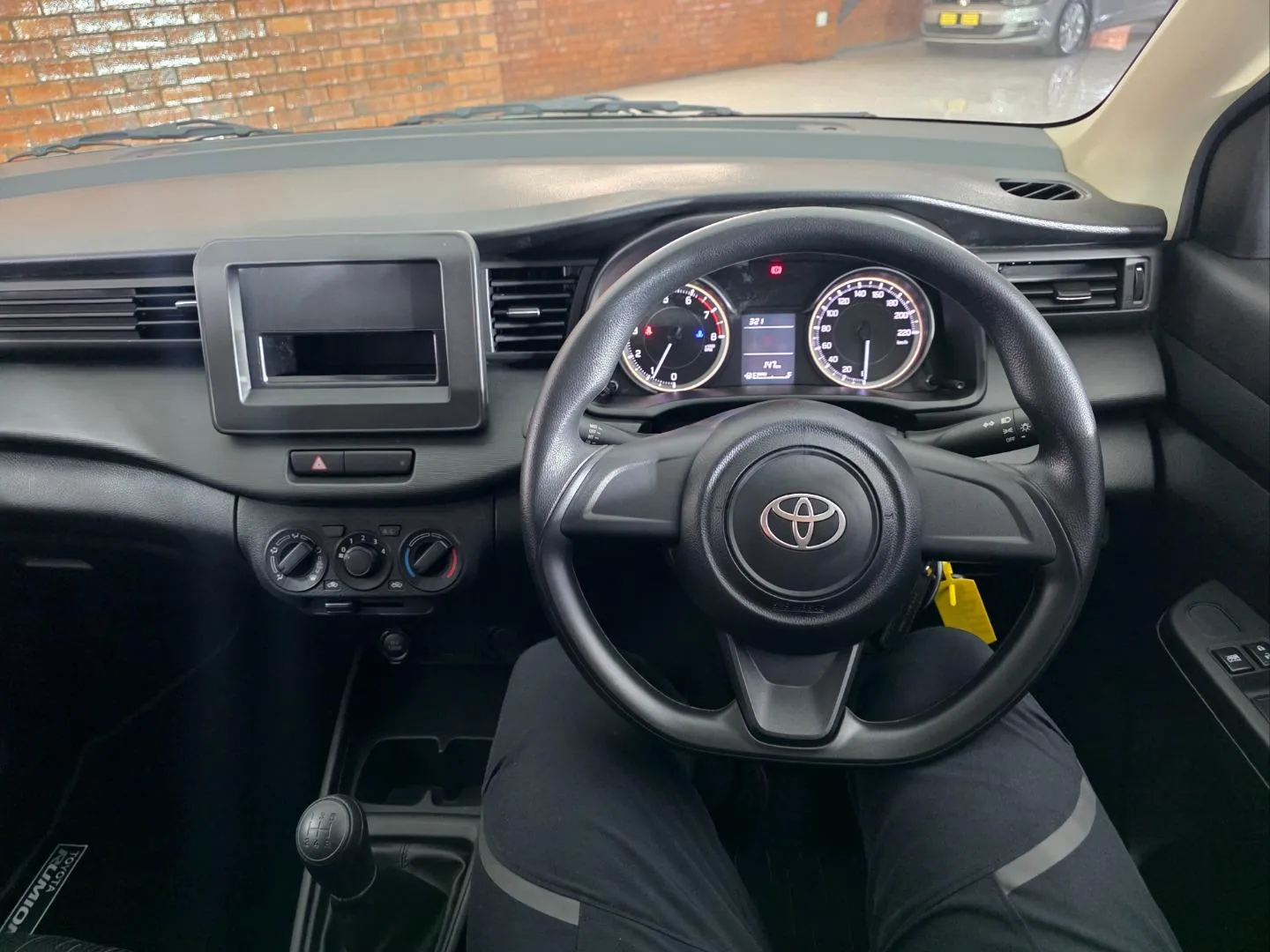 2026 Toyota Rumion 1.5 S, photo 6 of 7