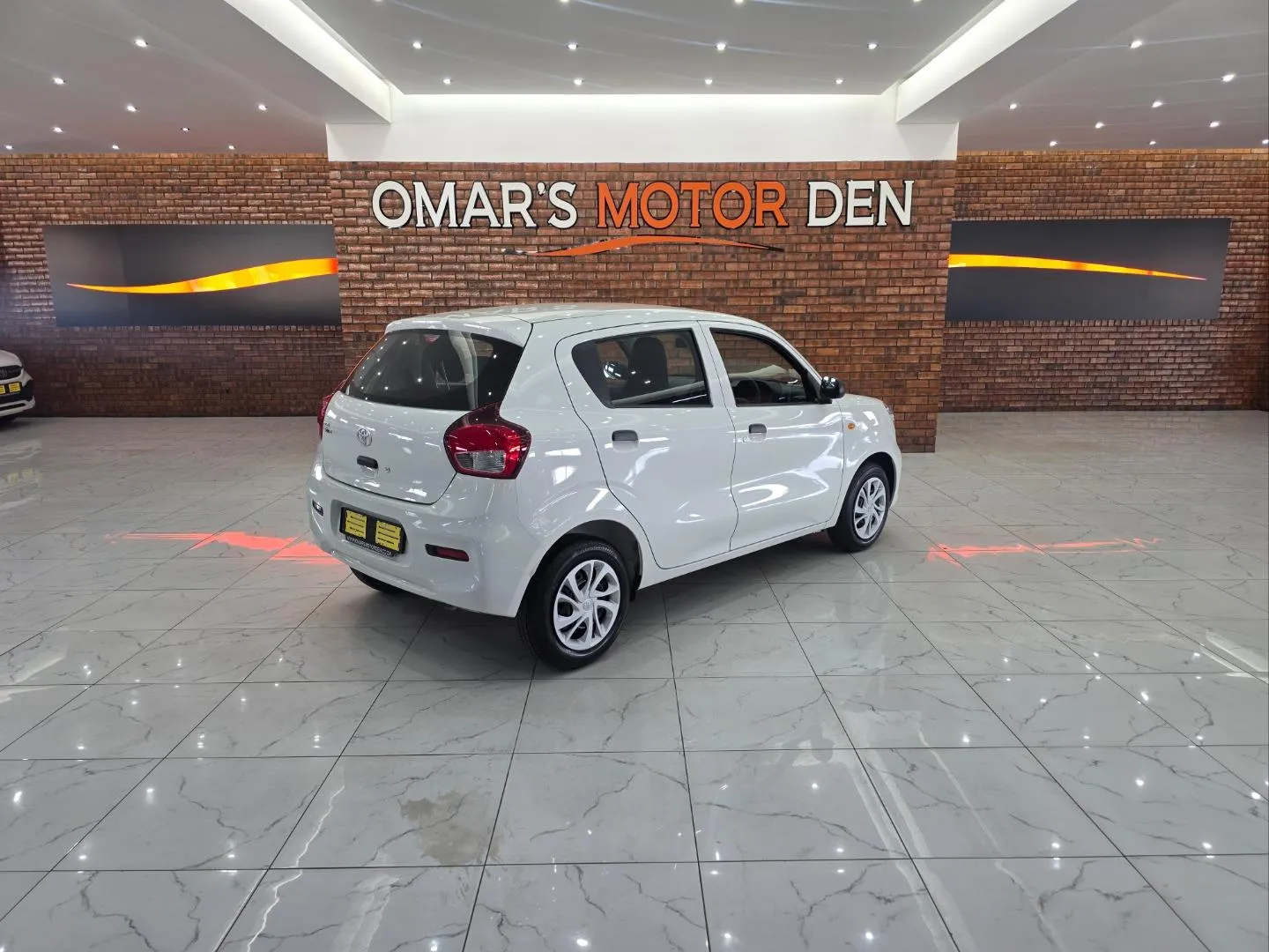 2026 Toyota Vitz 1.0, photo 4 of 6
