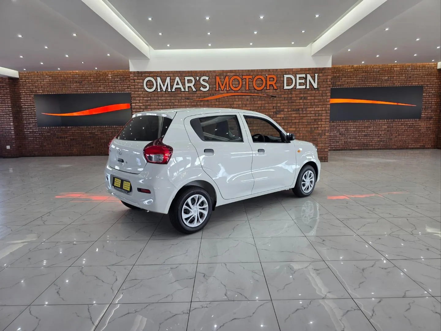 2026 Toyota Vitz 1.0, photo 5 of 6