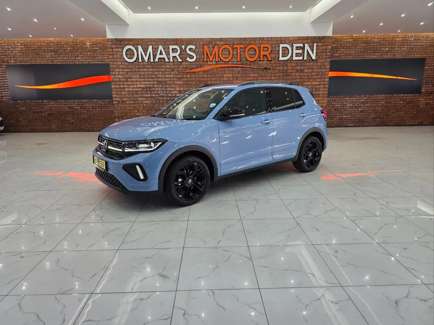 2026 Volkswagen T-Cross 1.0TSI R-Line, photo 1 of 6