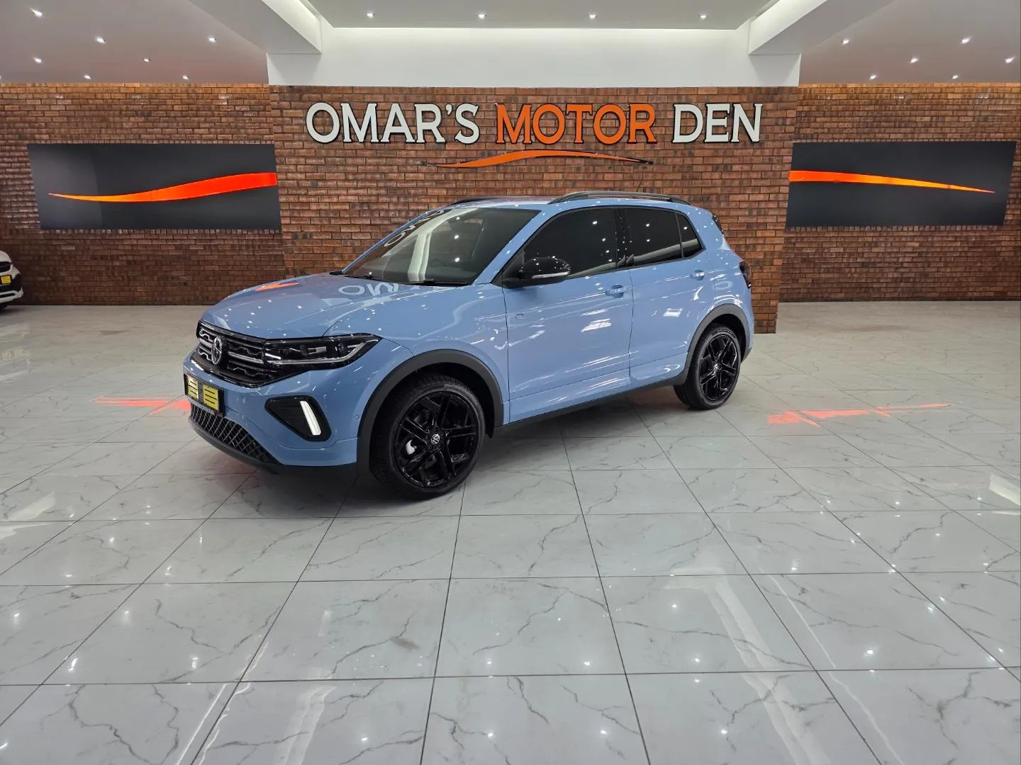 2026 Volkswagen T-Cross 1.0TSI R-Line, photo 1 of 6
