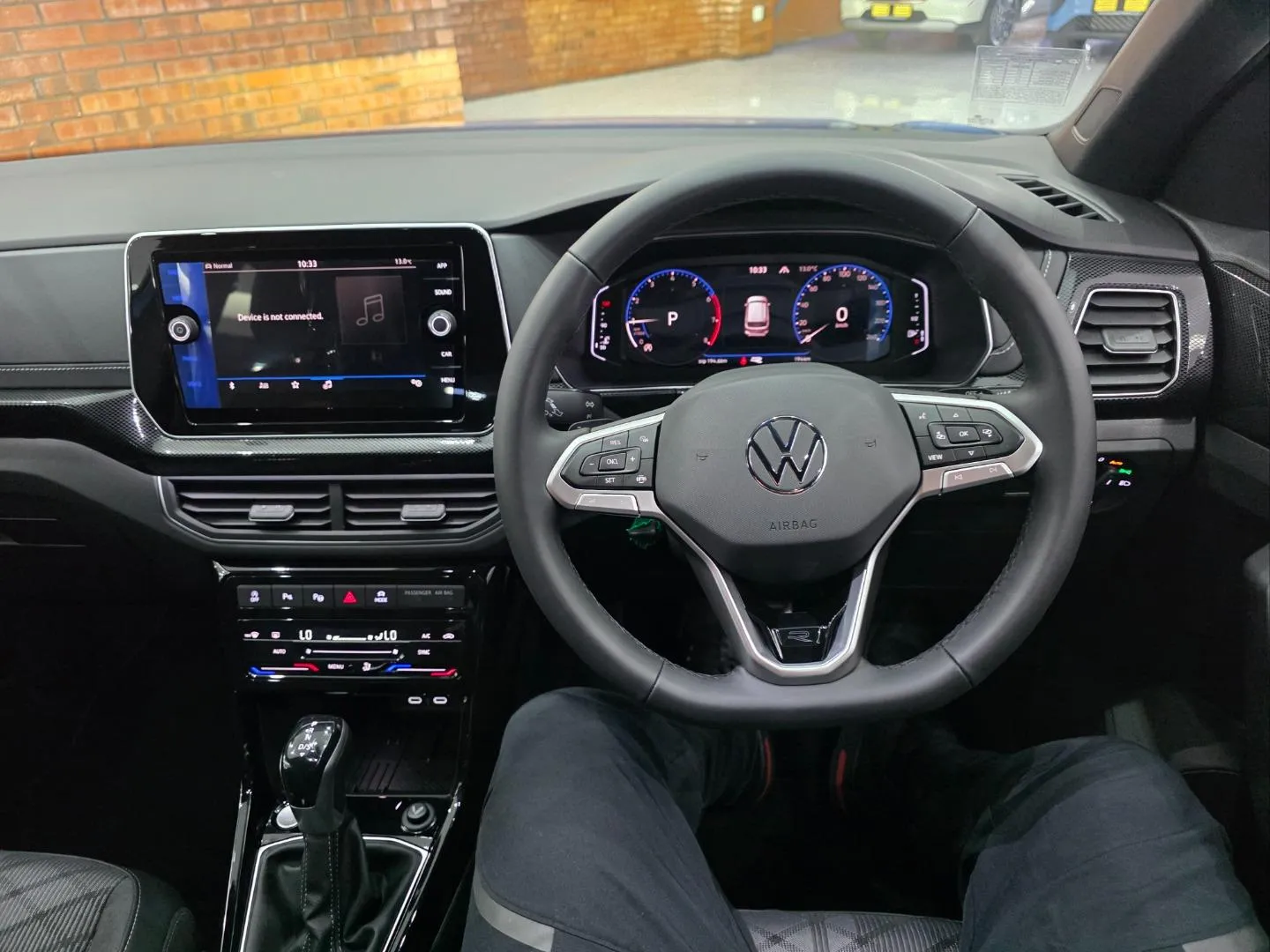 2026 Volkswagen T-Cross 1.0TSI R-Line, photo 6 of 6